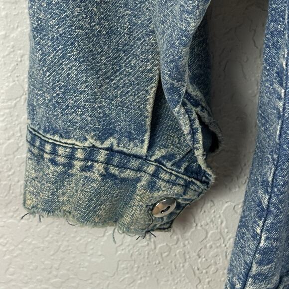 Vtg 90s Women’s Western Button Up Shirt Embroidered Chambray Size 2X Distressed - Picture 9 of 10